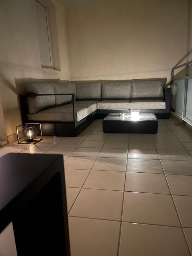 Port Mezua Apartment Meze Luaran gambar