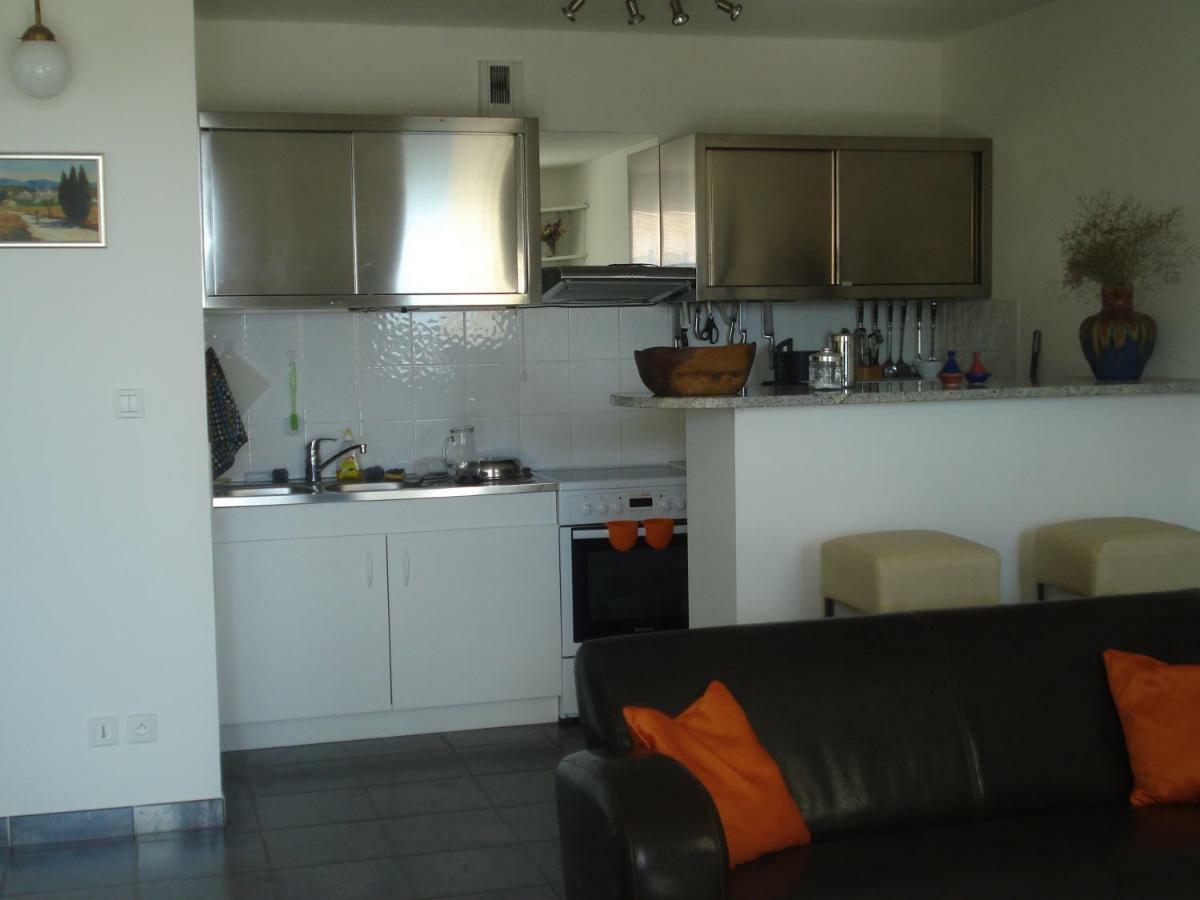Port Mezua Apartment Meze Luaran gambar